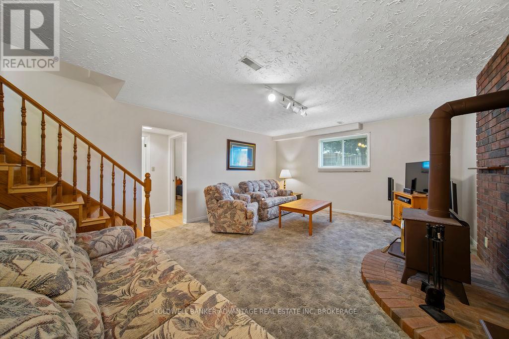 Photo 33 of 7362 Nathan Crescent, Niagara Falls ON