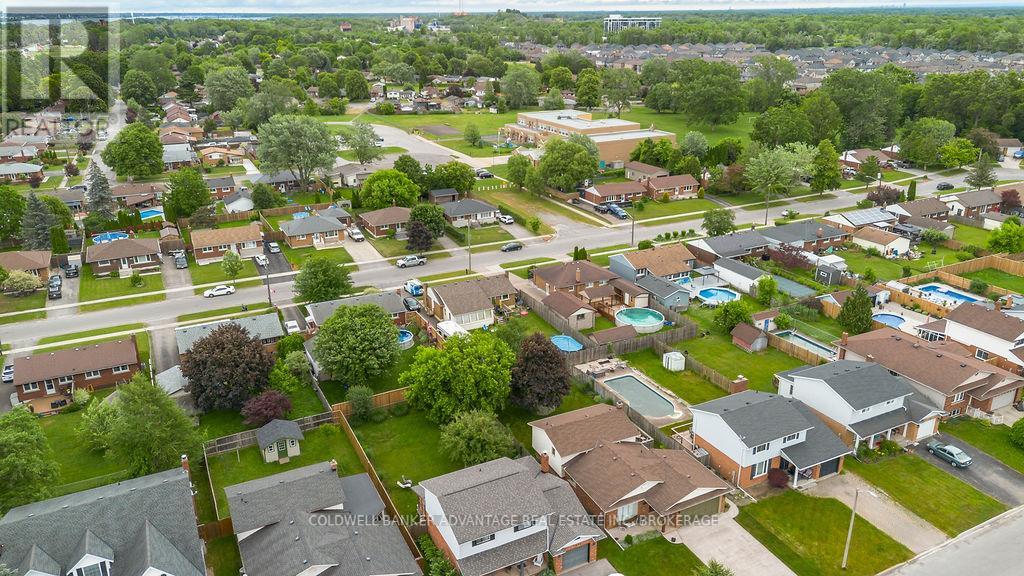 Photo 5 of 7362 Nathan Crescent, Niagara Falls ON