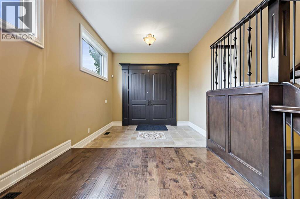 Photo 3 of 24 Fortress Court Sw, Calgary AB
