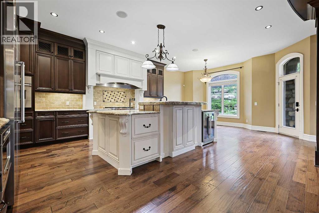 Photo 8 of 24 Fortress Court Sw, Calgary AB