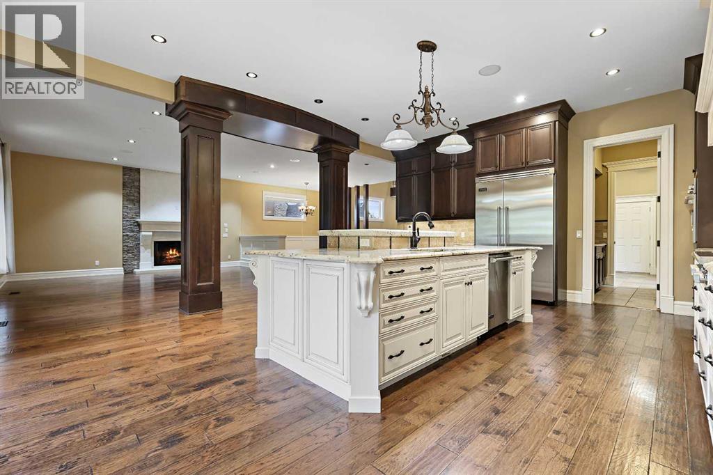 Photo 9 of 24 Fortress Court Sw, Calgary AB