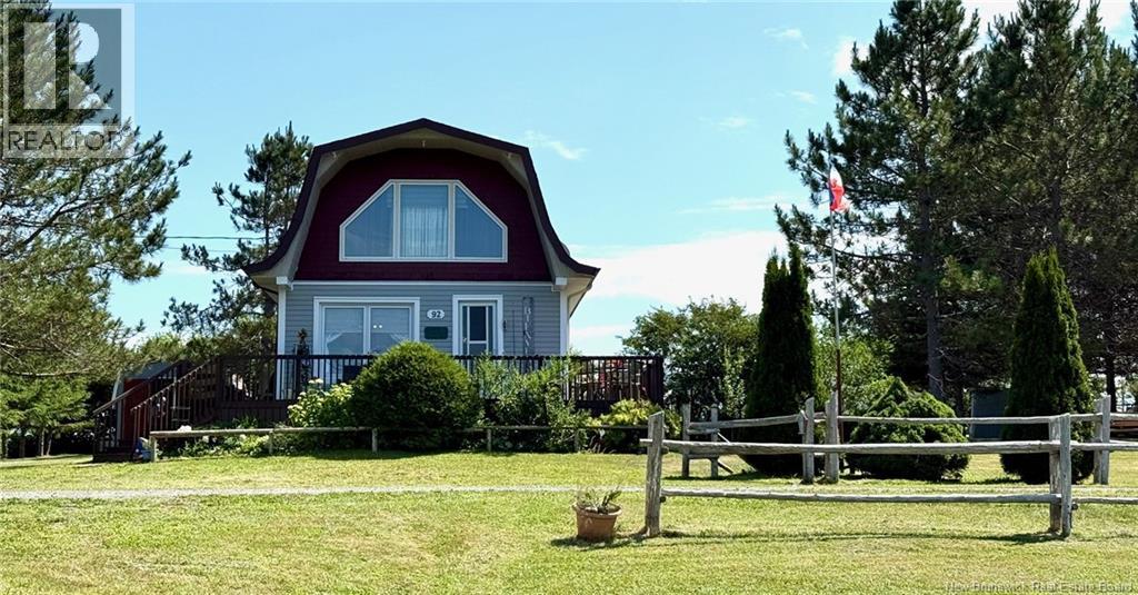 Photo 1 of 92 Allee Monica, Pontlafrance NB