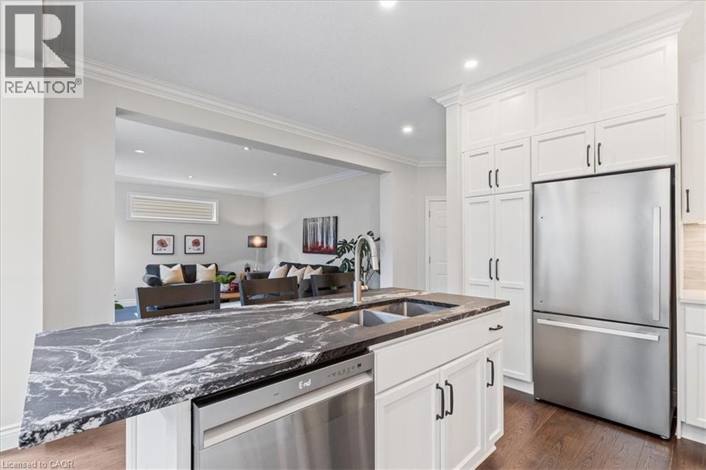 Photo 11 of 742 Lucerne Avenue, Waterloo ON