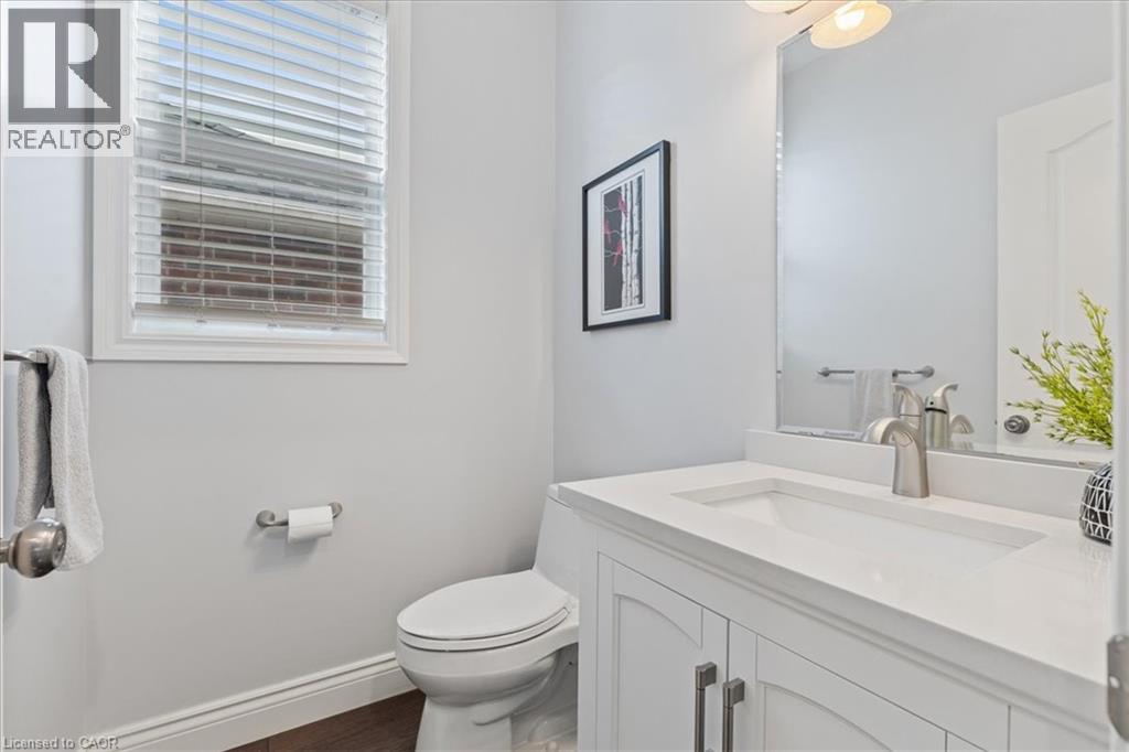 Photo 16 of 742 Lucerne Avenue, Waterloo ON