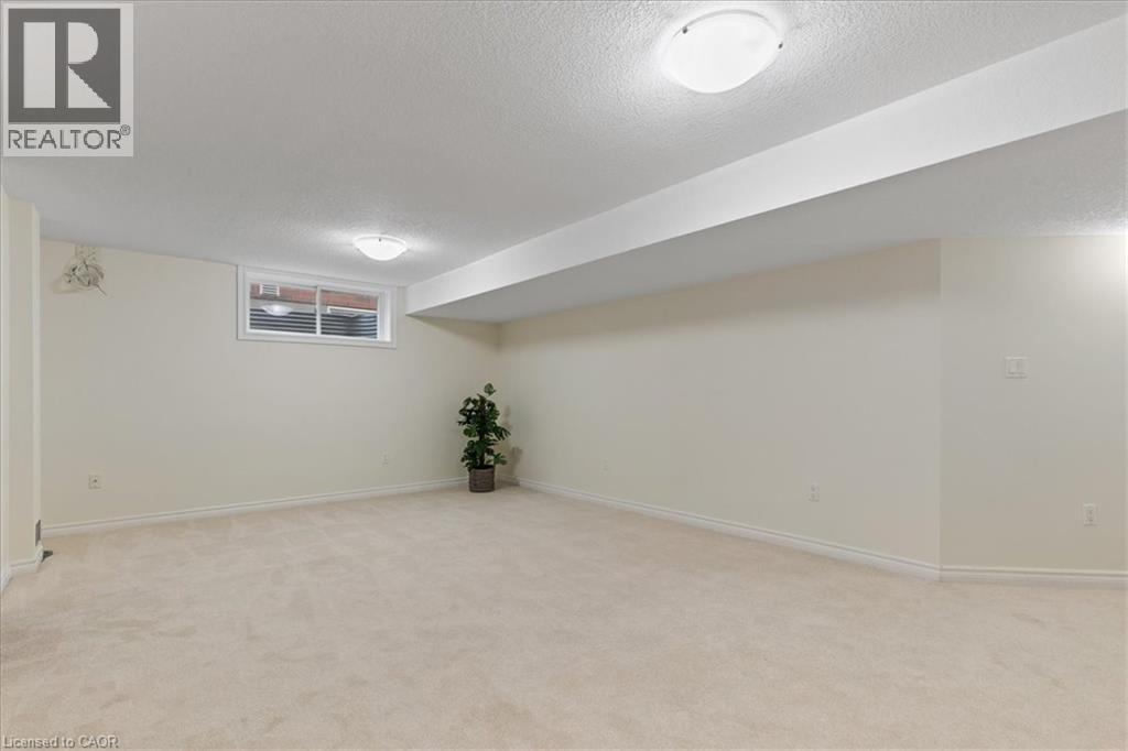 Photo 35 of 742 Lucerne Avenue, Waterloo ON
