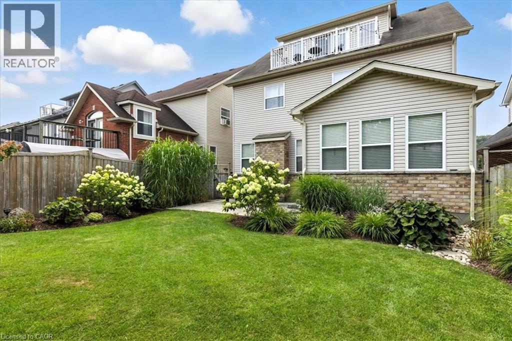 Photo 42 of 742 Lucerne Avenue, Waterloo ON