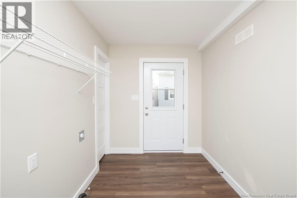 Photo 17 of 31 Mcsweeney Avenue, Moncton NB