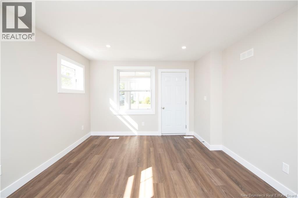 Photo 2 of 31 Mcsweeney Avenue, Moncton NB