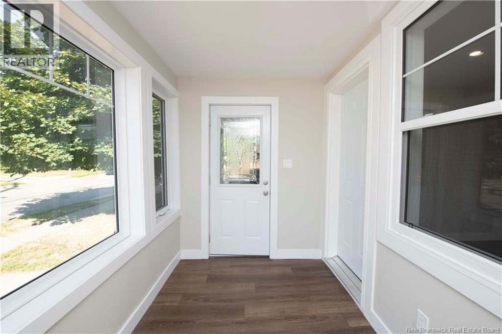 Photo 19 of 31 Mcsweeney Avenue, Moncton NB
