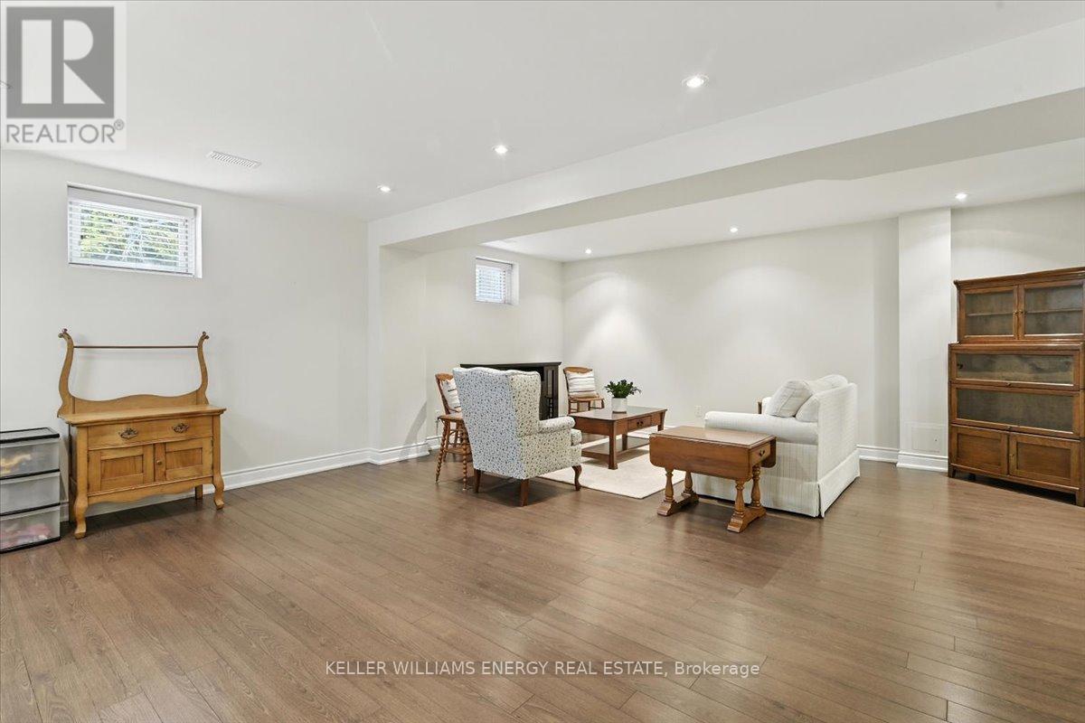 Photo 26 of 1762 Dufferin Street, Whitby ON