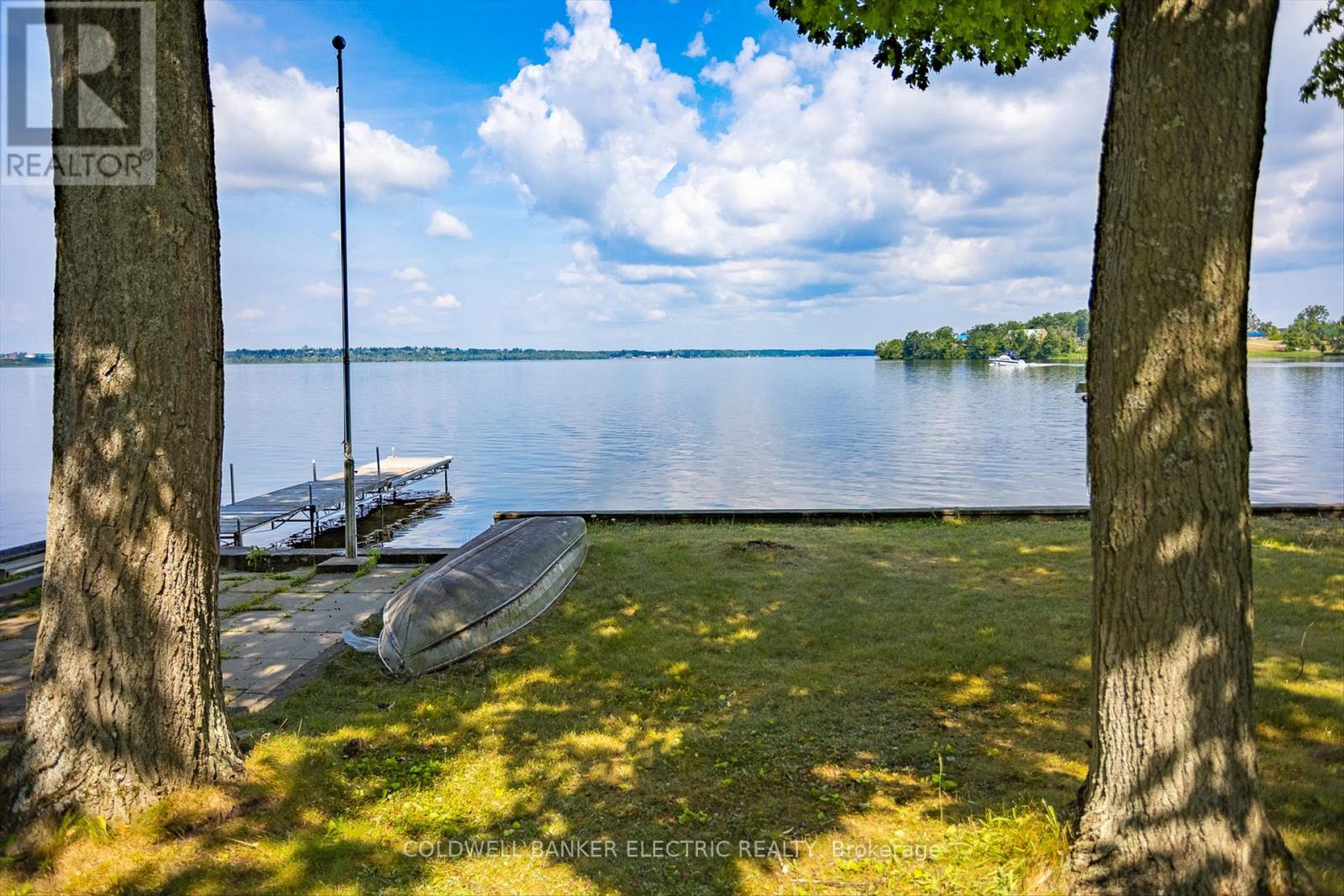 Photo 1 of 318 Fothergill Isle, Selwyn ON