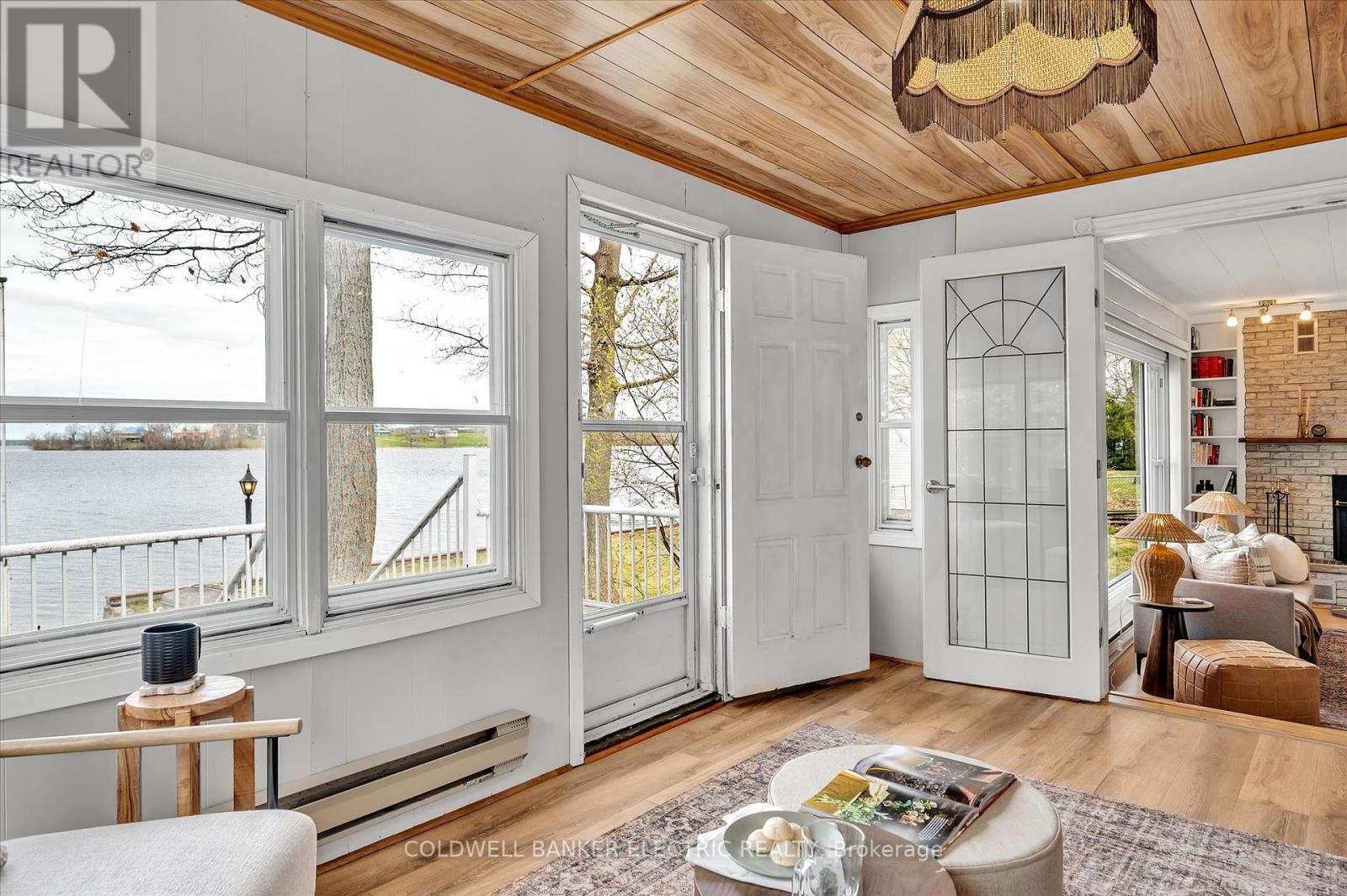 Photo 17 of 318 Fothergill Isle, Selwyn ON