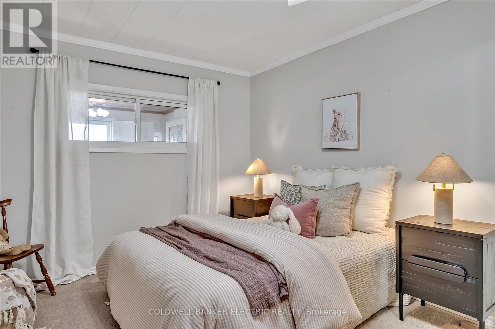 Photo 26 of 318 Fothergill Isle, Selwyn ON