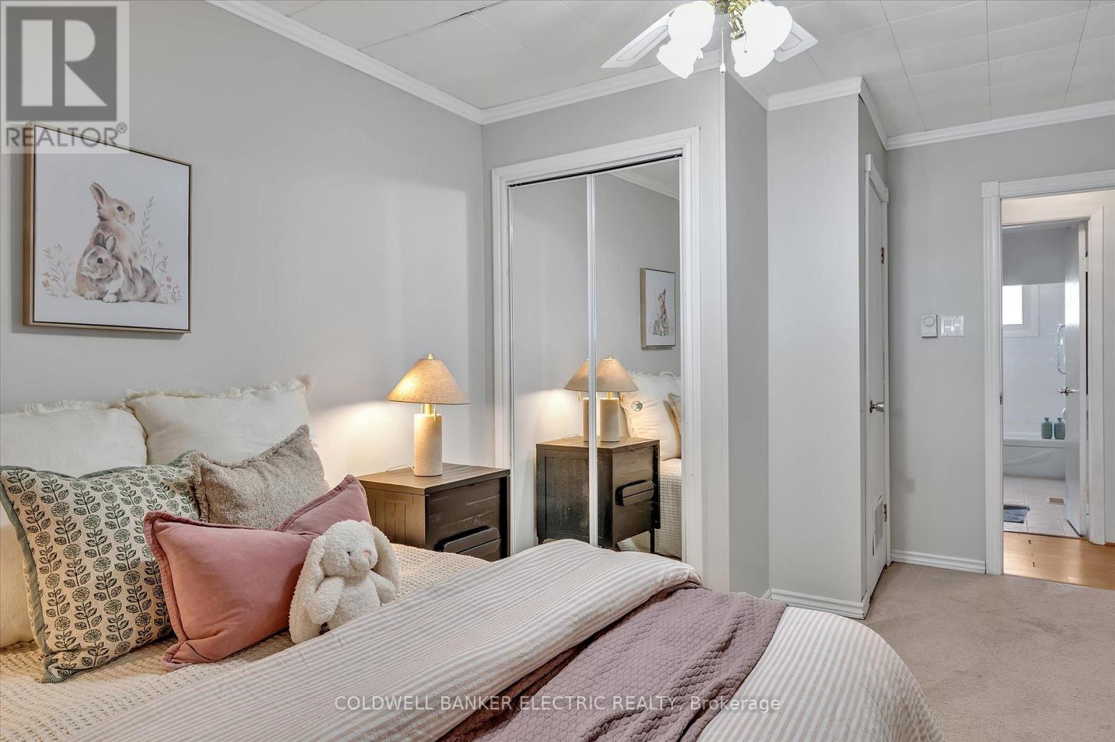 Photo 27 of 318 Fothergill Isle, Selwyn ON