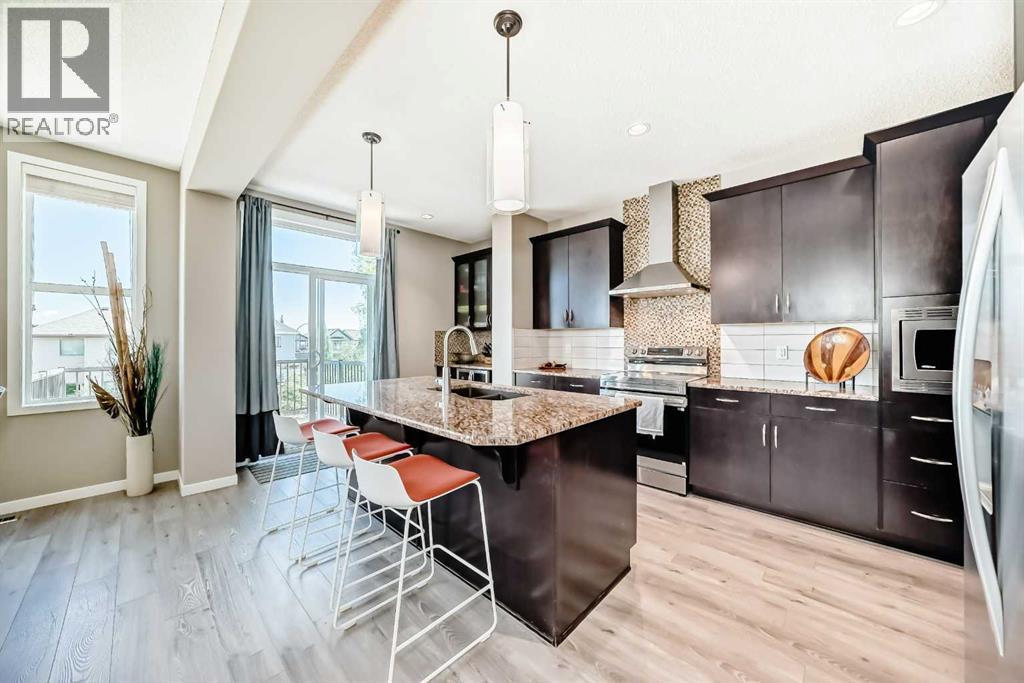 Photo 8 of 8 Sage Bank Way Nw, Calgary AB