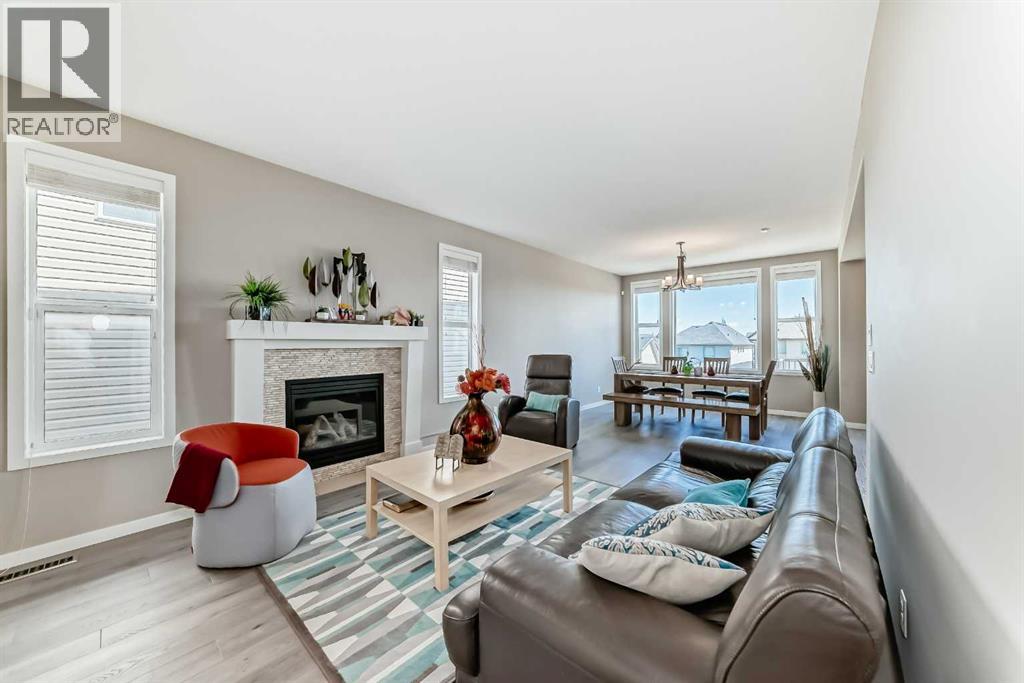 Photo 16 of 8 Sage Bank Way Nw, Calgary AB