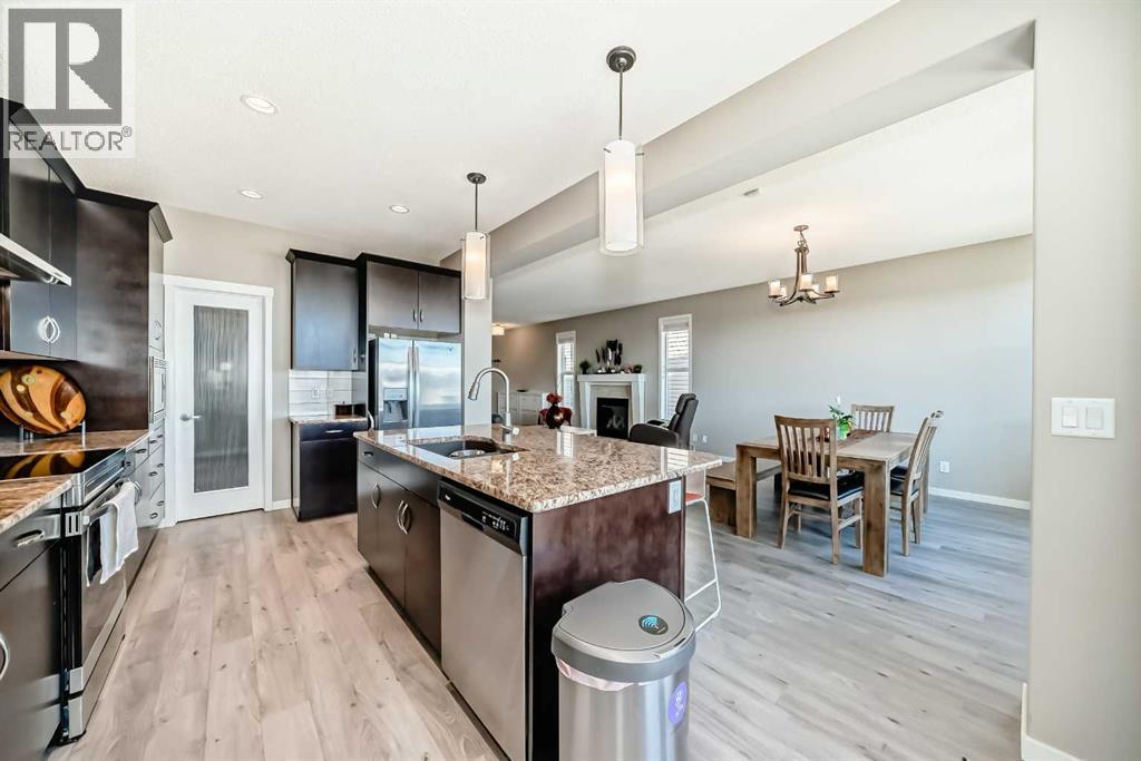 Photo 5 of 8 Sage Bank Way Nw, Calgary AB