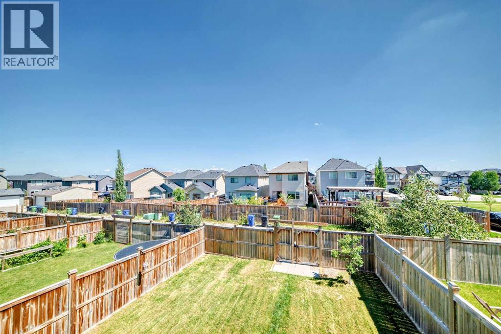 Photo 11 of 8 Sage Bank Way Nw, Calgary AB