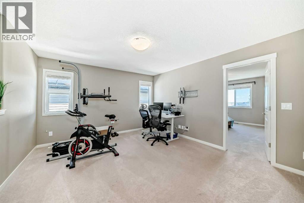 Photo 26 of 8 Sage Bank Way Nw, Calgary AB
