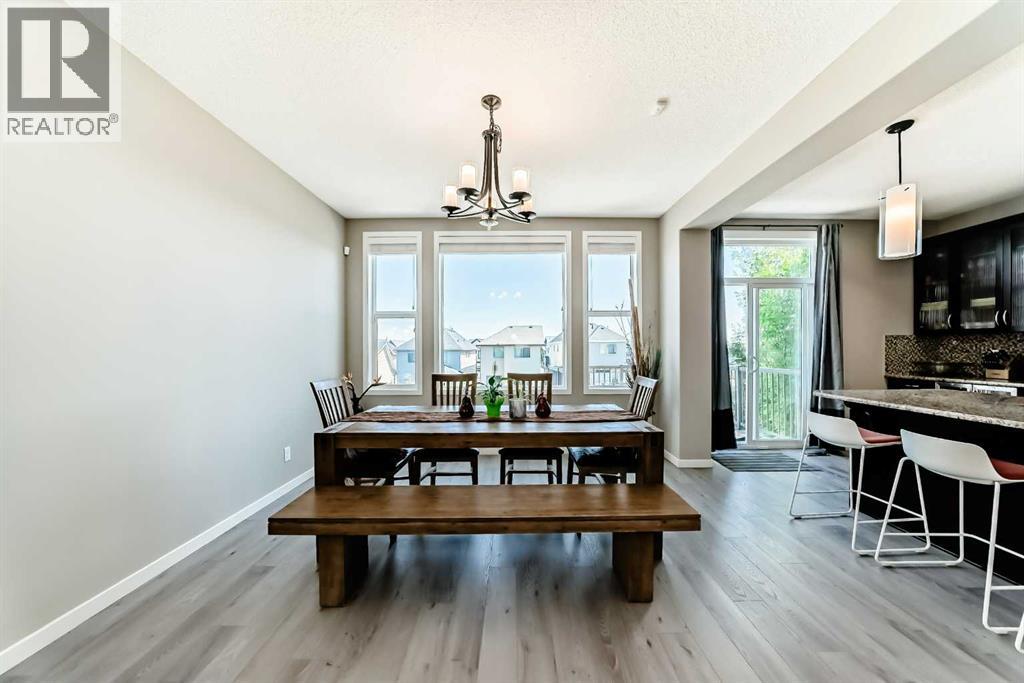 Photo 13 of 8 Sage Bank Way Nw, Calgary AB