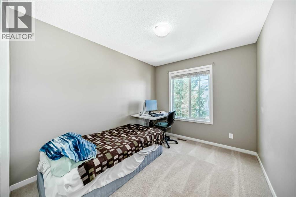 Photo 23 of 8 Sage Bank Way Nw, Calgary AB