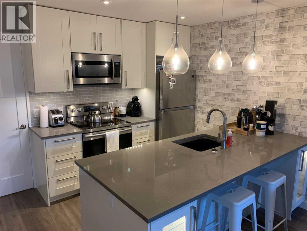 Photo 38 of 8 Sage Bank Way Nw, Calgary AB