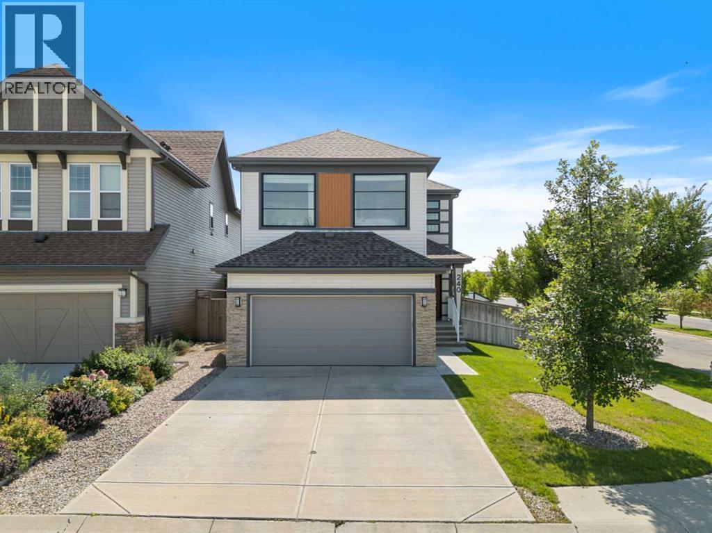 Photo 2 of 240 Copperpond Green Se, Calgary AB