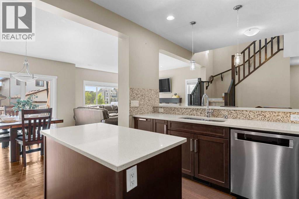 Photo 9 of 240 Copperpond Green Se, Calgary AB