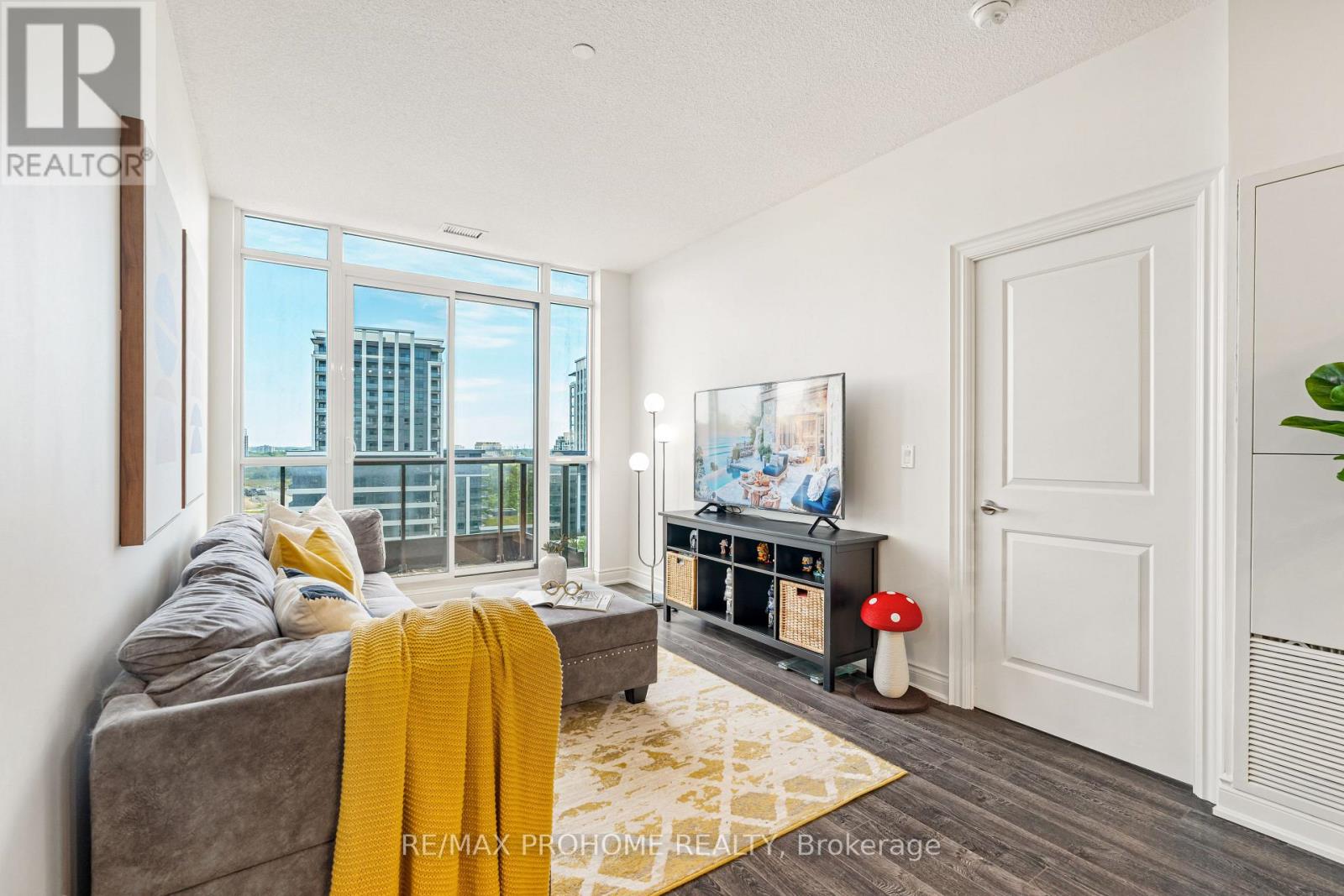 Photo 12 of 1112 33 Clegg Road, Markham ON