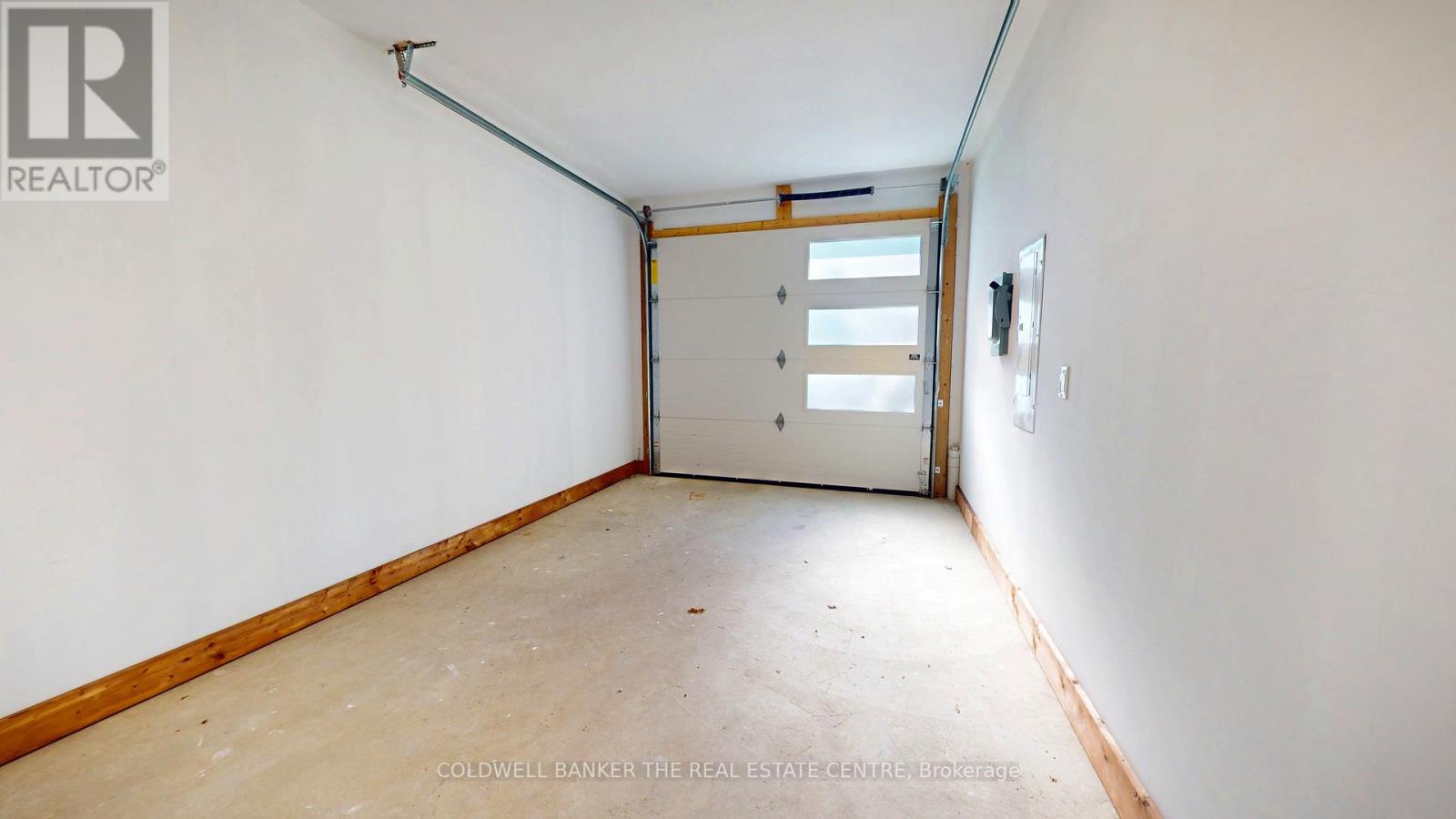 Photo 21 of 60 Gray Street, Severn ON