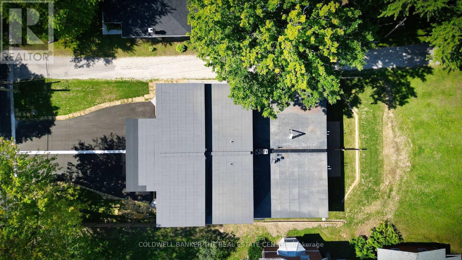 Photo 33 of 60 Gray Street, Severn ON