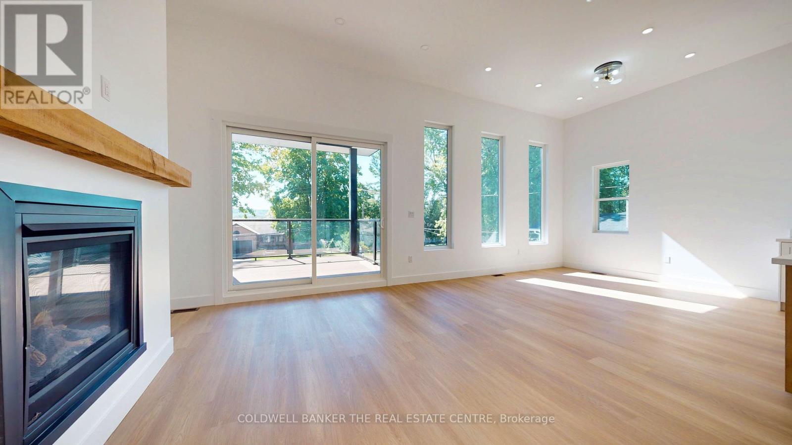 Photo 9 of 60 Gray Street, Severn ON