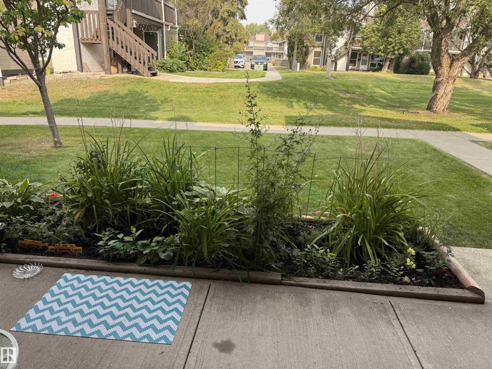 Photo 4 of 11154 18 Av Nw, Edmonton AB