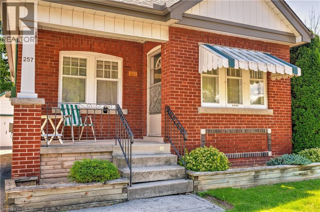 Photo 5 of 257 Broadway Avenue, Hamilton ON