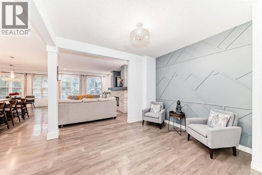 Photo 4 of 94 Evansfield Rise Nw, Calgary AB