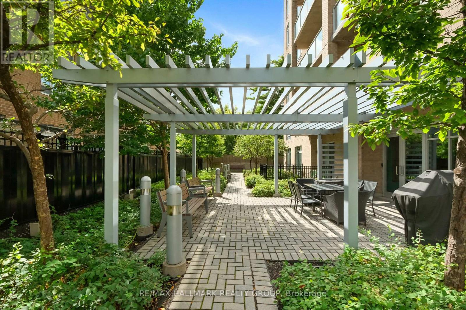 Photo 18 of 706 100 Champagne Avenue S, Ottawa ON