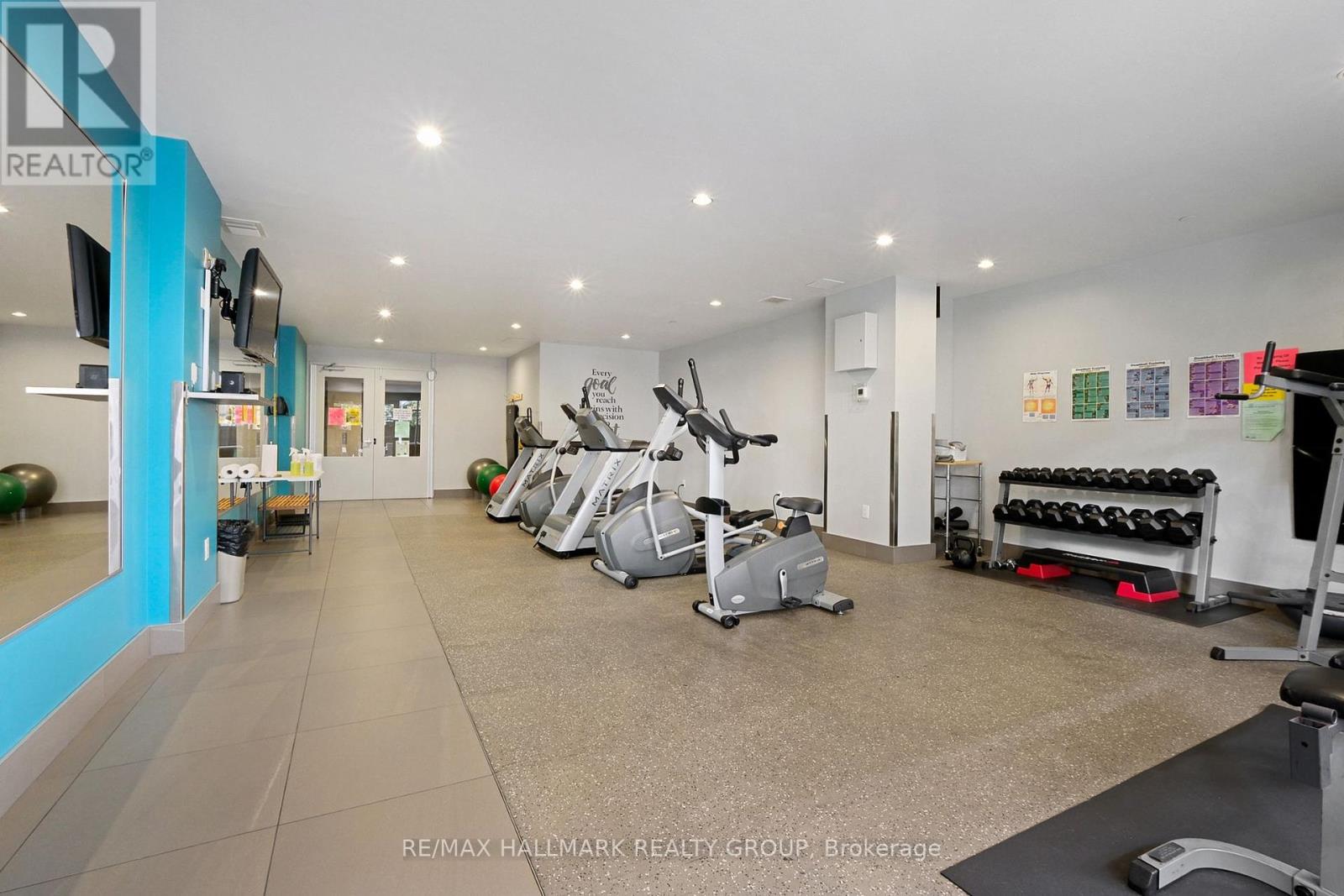 Photo 19 of 706 100 Champagne Avenue S, Ottawa ON