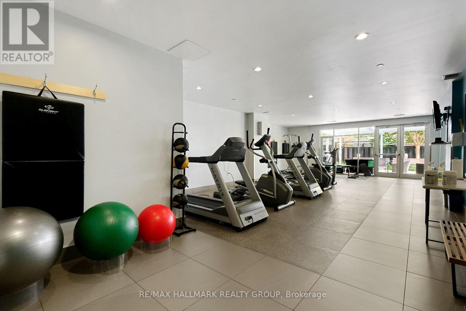 Photo 20 of 706 100 Champagne Avenue S, Ottawa ON