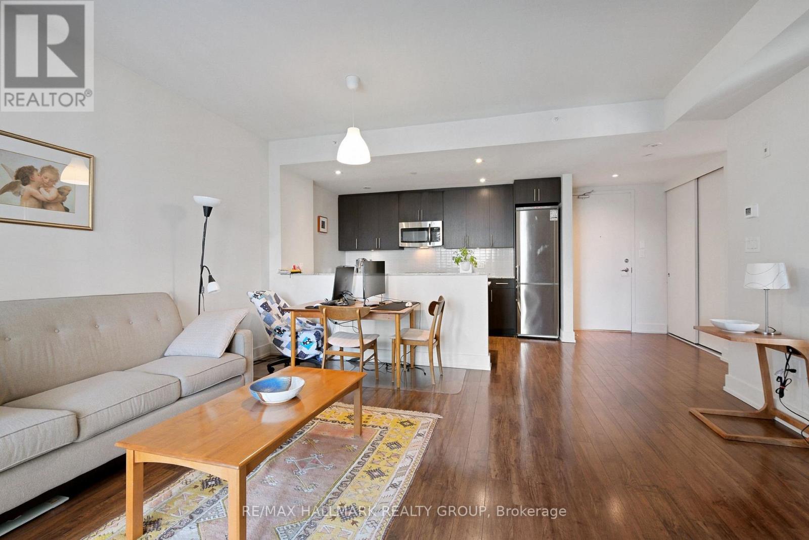 Photo 7 of 706 100 Champagne Avenue S, Ottawa ON
