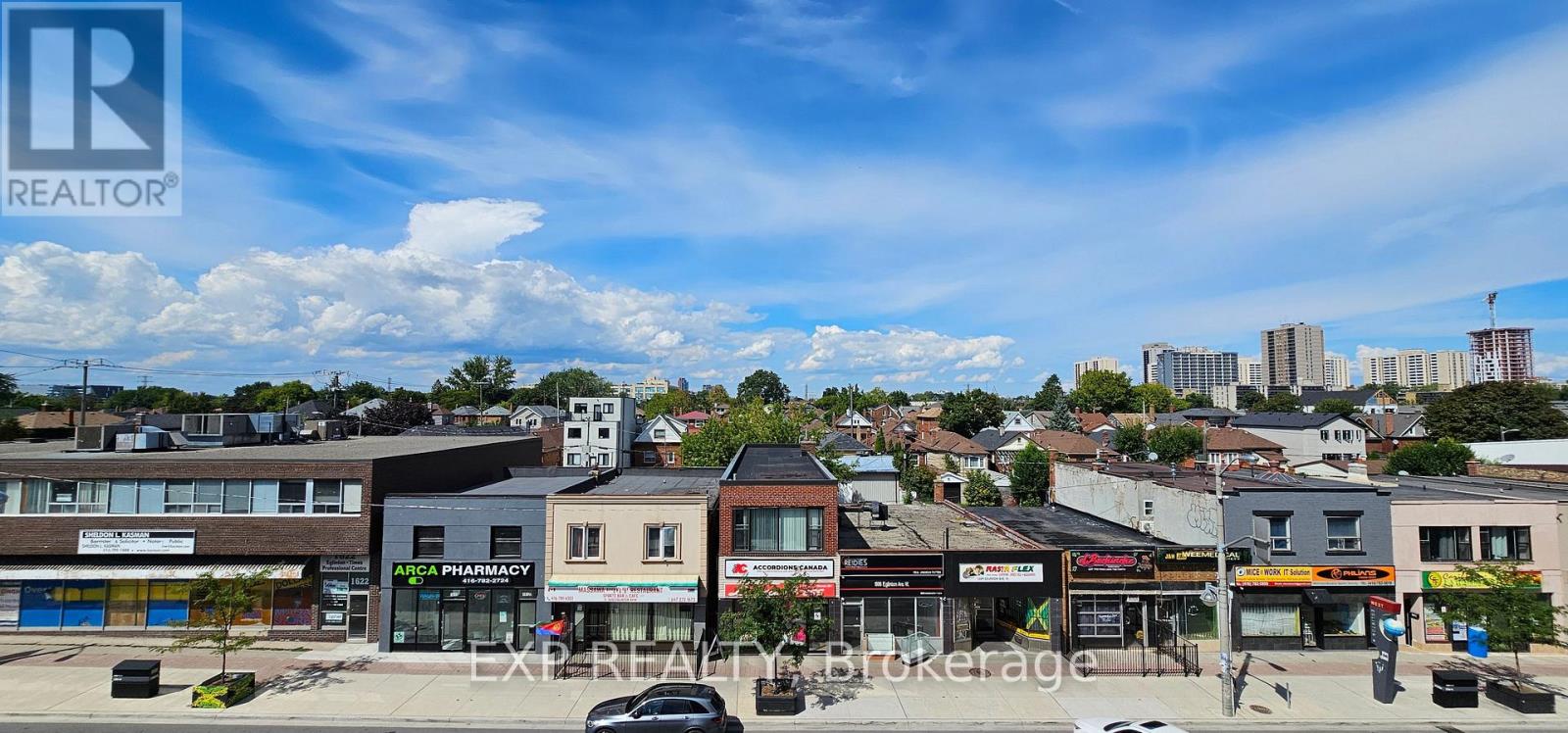 Photo 10 of 312 1603 Eglinton Avenue W, Toronto ON