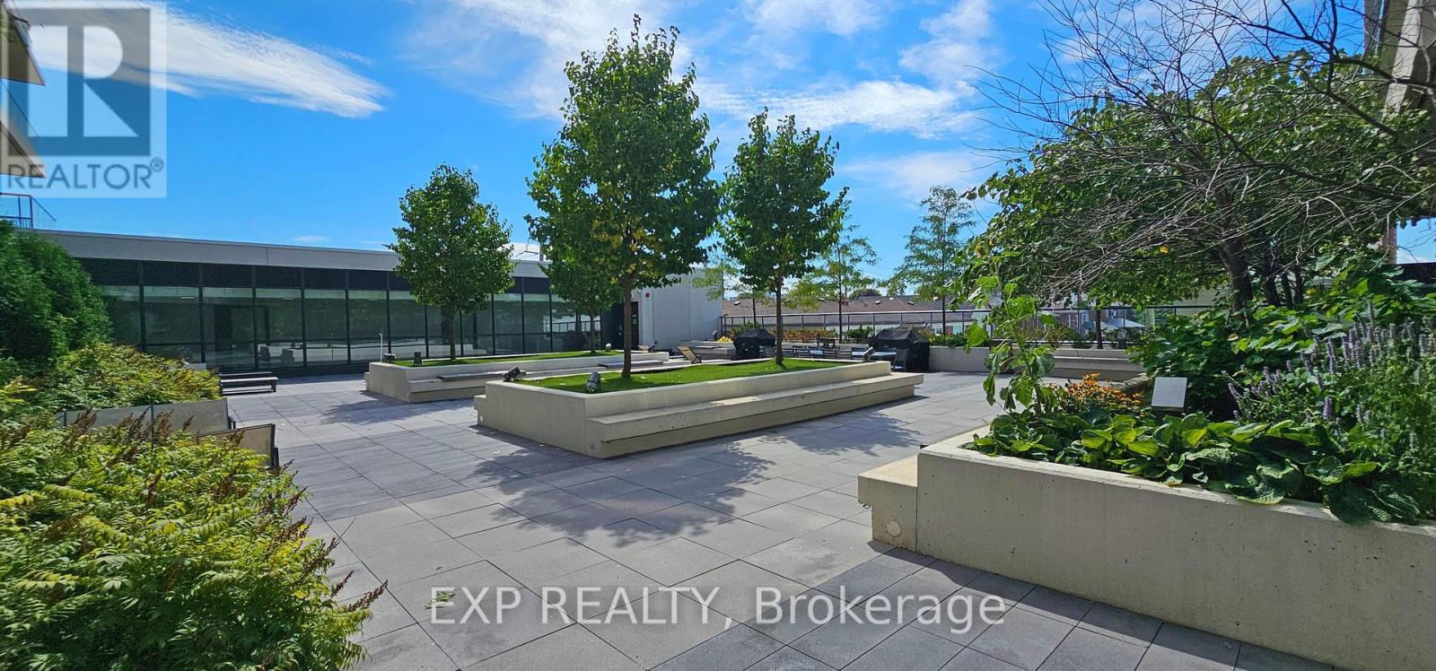 Photo 11 of 312 1603 Eglinton Avenue W, Toronto ON