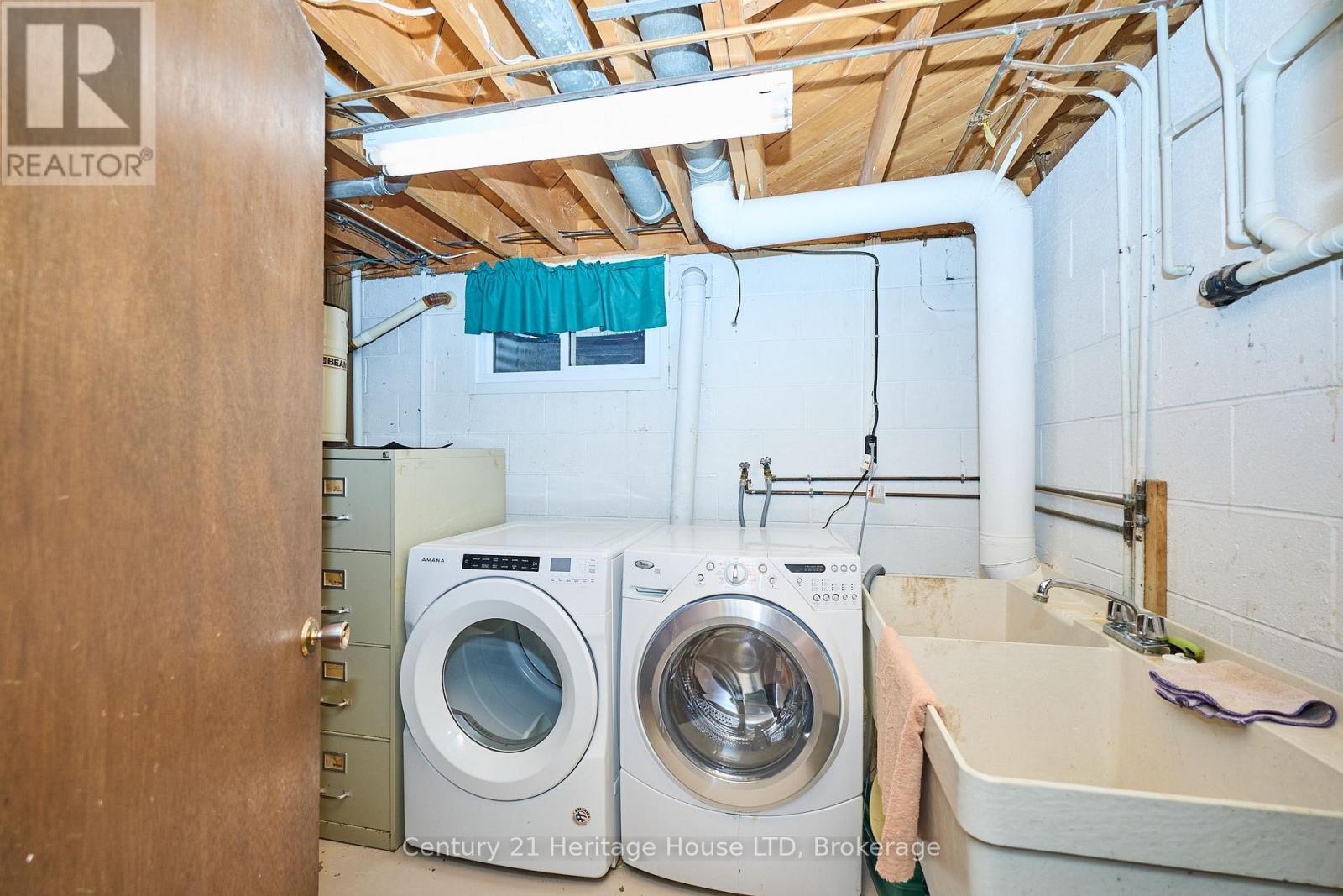 Photo 21 of 4668 Pinedale Drive, Niagara Falls ON