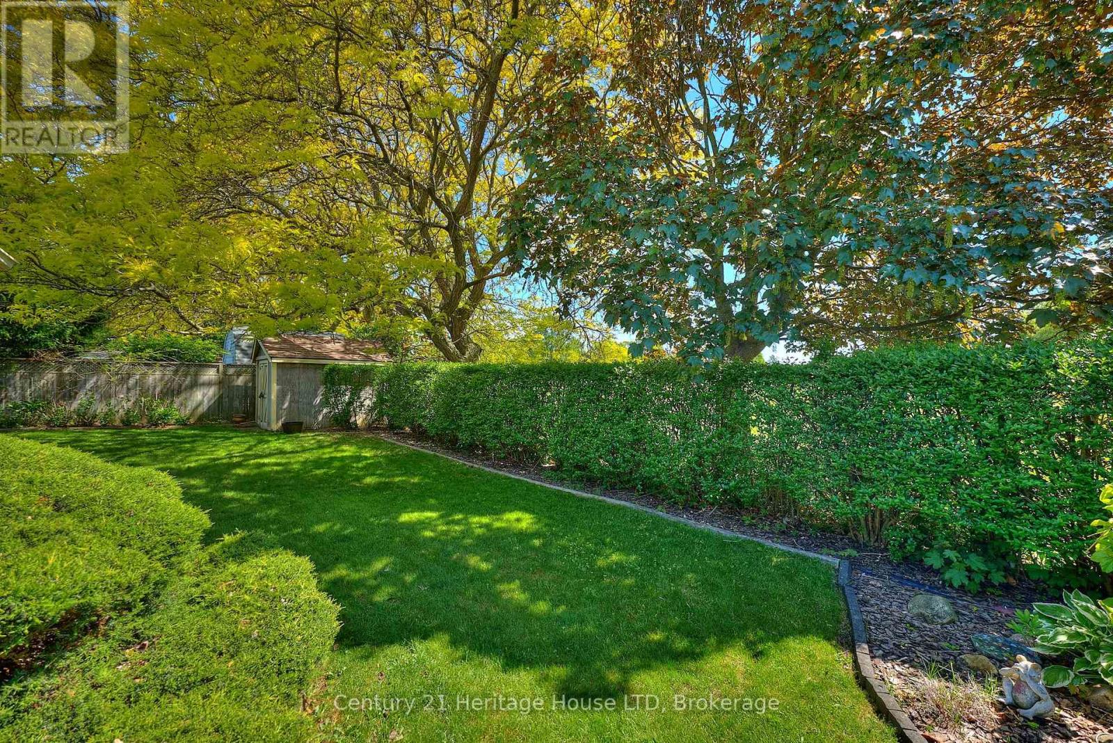 Photo 27 of 4668 Pinedale Drive, Niagara Falls ON