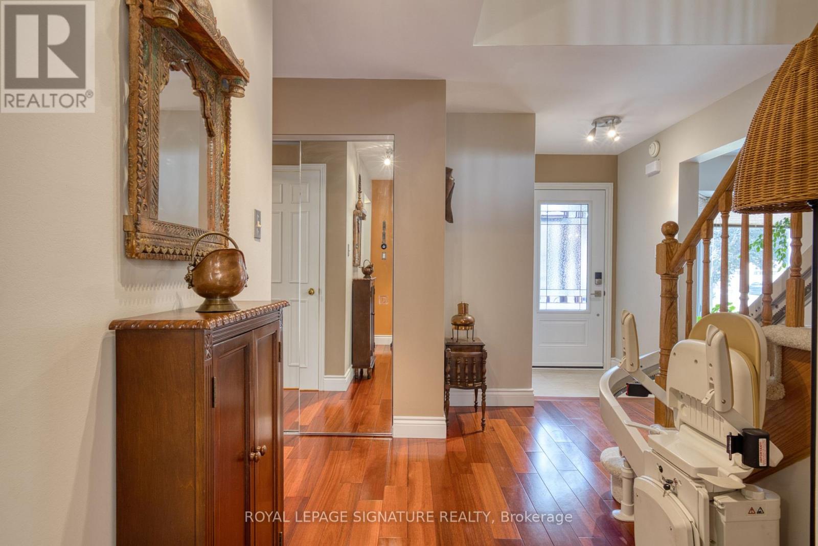 Photo 3 of 6593 Eastridge Road, Mississauga ON