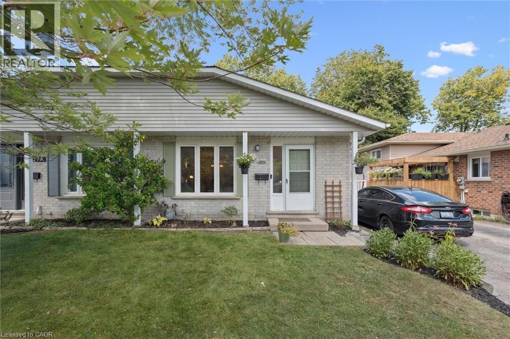 Photo 1 of 427 B Dayna Crescent Crescent, Waterloo ON