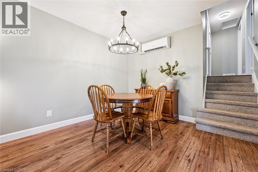 Photo 10 of 427 B Dayna Crescent Crescent, Waterloo ON
