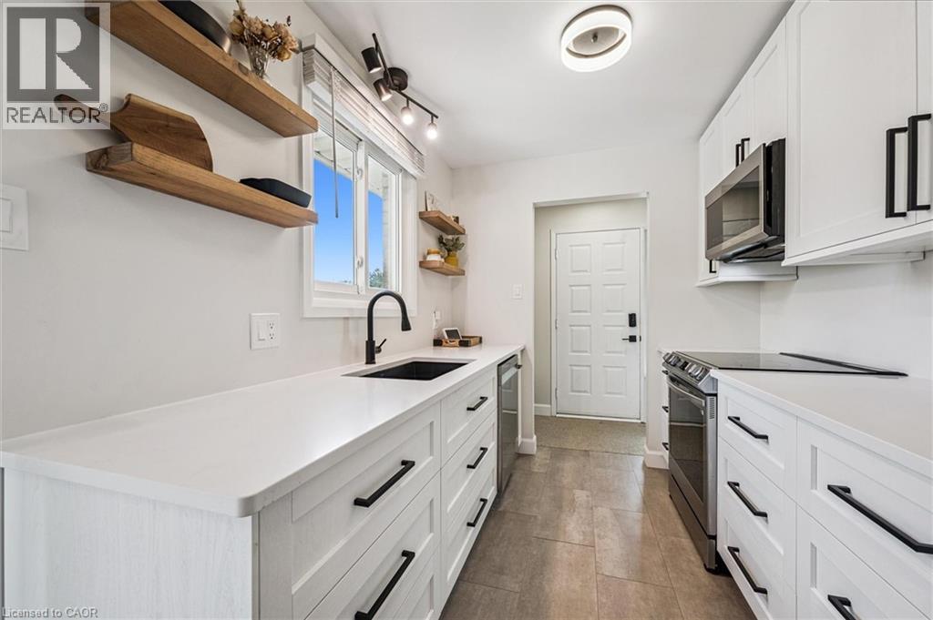Photo 14 of 427 B Dayna Crescent Crescent, Waterloo ON
