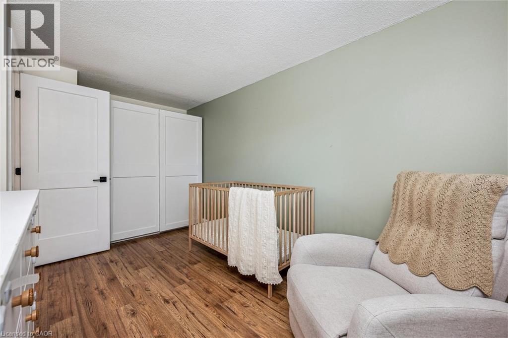 Photo 26 of 427 B Dayna Crescent Crescent, Waterloo ON