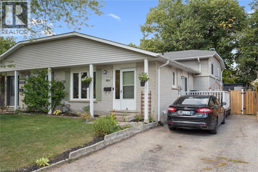 Photo 3 of 427 B Dayna Crescent Crescent, Waterloo ON