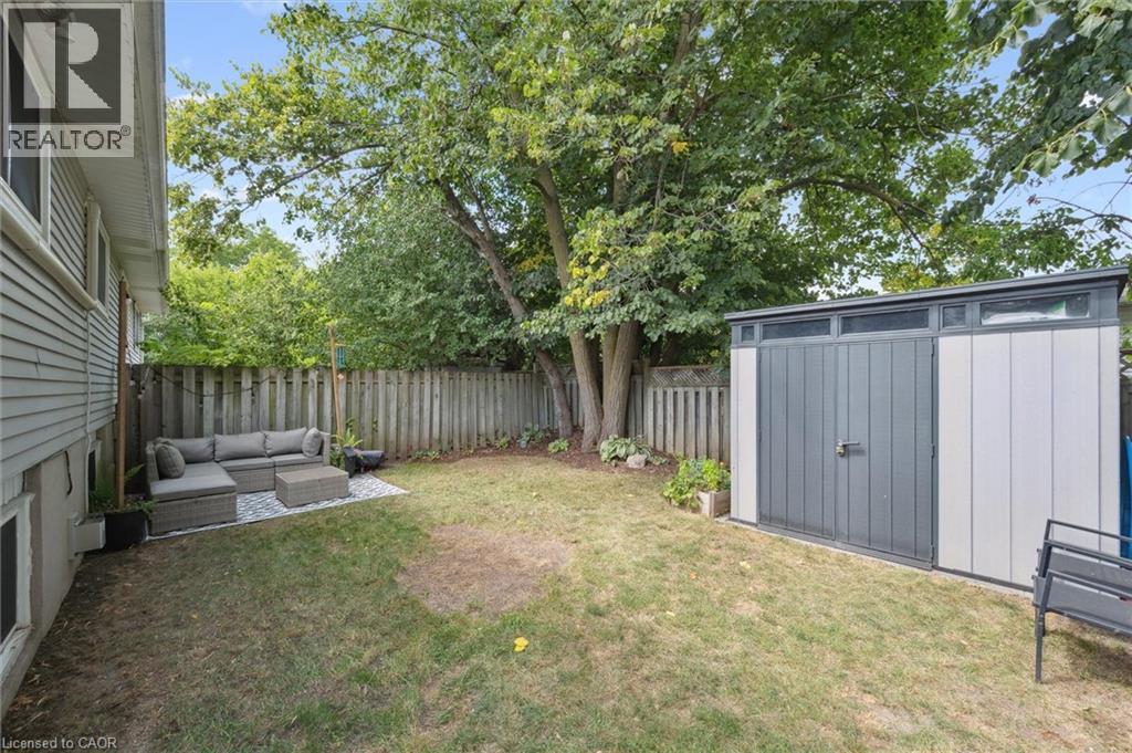 Photo 37 of 427 B Dayna Crescent Crescent, Waterloo ON